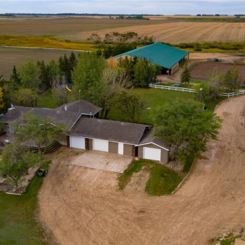 Rural Address, Star City Rm No. 428, Saskatchewan S0E 1A0, 4 Bedrooms Bedrooms, 11 Rooms Rooms,3 BathroomsBathrooms,Acreage,For Sale,Melfort Equestrian Acreage,Rural Address,SK944503