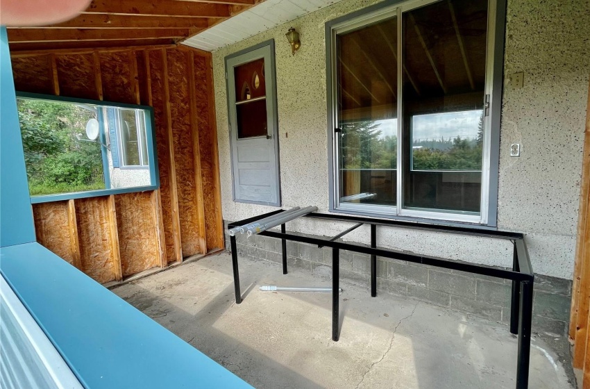 Rural Address, Preeceville Rm No. 334, Saskatchewan S0A 3B0, 4 Bedrooms Bedrooms, 16 Rooms Rooms,2 BathroomsBathrooms,Acreage,For Sale,Charnstrom Acreage RM of Preeceville 7.8 Acres,Rural Address,SK944769