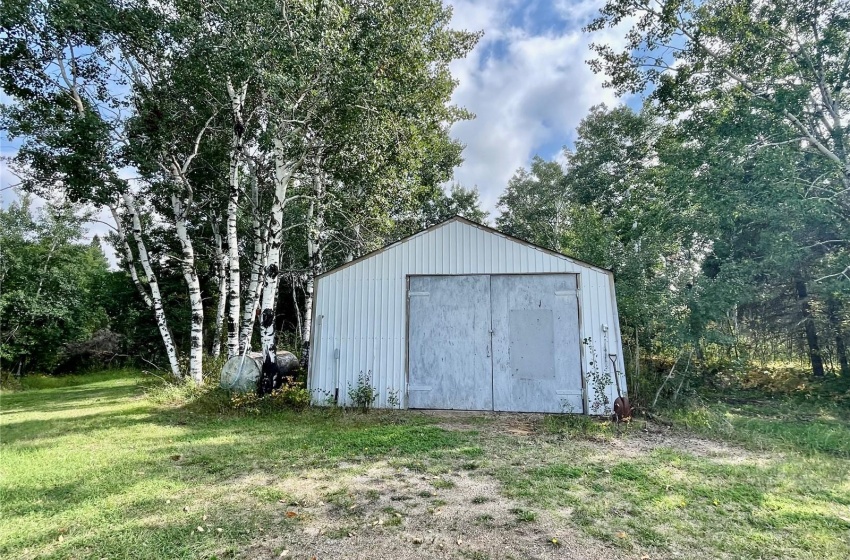 Rural Address, Preeceville Rm No. 334, Saskatchewan S0A 3B0, 4 Bedrooms Bedrooms, 16 Rooms Rooms,2 BathroomsBathrooms,Acreage,For Sale,Charnstrom Acreage RM of Preeceville 7.8 Acres,Rural Address,SK944769