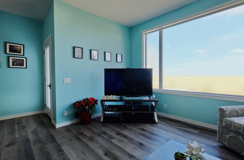 Rural Address, St. Andrews Rm No. 287, Saskatchewan S0L 2V0, 6 Bedrooms Bedrooms, 18 Rooms Rooms,3 BathroomsBathrooms,Acreage,For Sale,Rosetown Acreage,Rural Address,SK926876