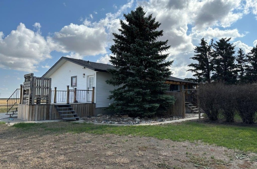 Rural Address, Pleasant Valley Rm No. 288, Saskatchewan S0L 2V0, 4 Bedrooms Bedrooms, 15 Rooms Rooms,3 BathroomsBathrooms,Acreage,For Sale,Bull Acreage NW 36-29-16 W3rd,Rural Address,SK945033