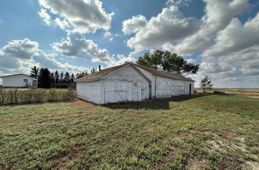 Rural Address, Pleasant Valley Rm No. 288, Saskatchewan S0L 2V0, 4 Bedrooms Bedrooms, 15 Rooms Rooms,3 BathroomsBathrooms,Acreage,For Sale,Bull Acreage NW 36-29-16 W3rd,Rural Address,SK945033