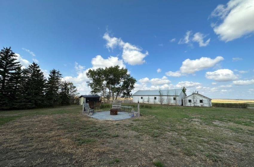 Rural Address, Pleasant Valley Rm No. 288, Saskatchewan S0L 2V0, 4 Bedrooms Bedrooms, 15 Rooms Rooms,3 BathroomsBathrooms,Acreage,For Sale,Bull Acreage NW 36-29-16 W3rd,Rural Address,SK945033