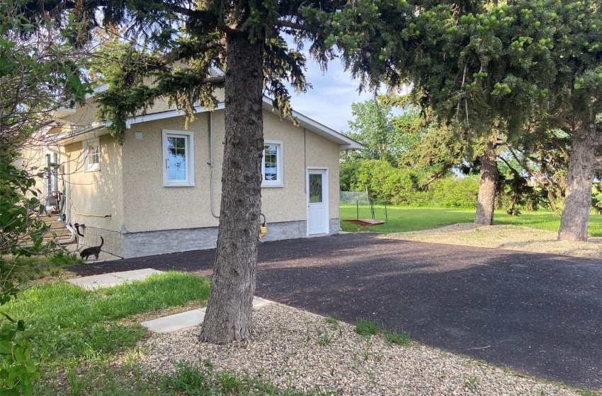 Rural Address, Bratt's Lake Rm No. 129, Saskatchewan S0G 5E0, 3 Bedrooms Bedrooms, 8 Rooms Rooms,3 BathroomsBathrooms,Acreage,For Sale,RM BRATT'S LAKE #129,Rural Address,SK945195