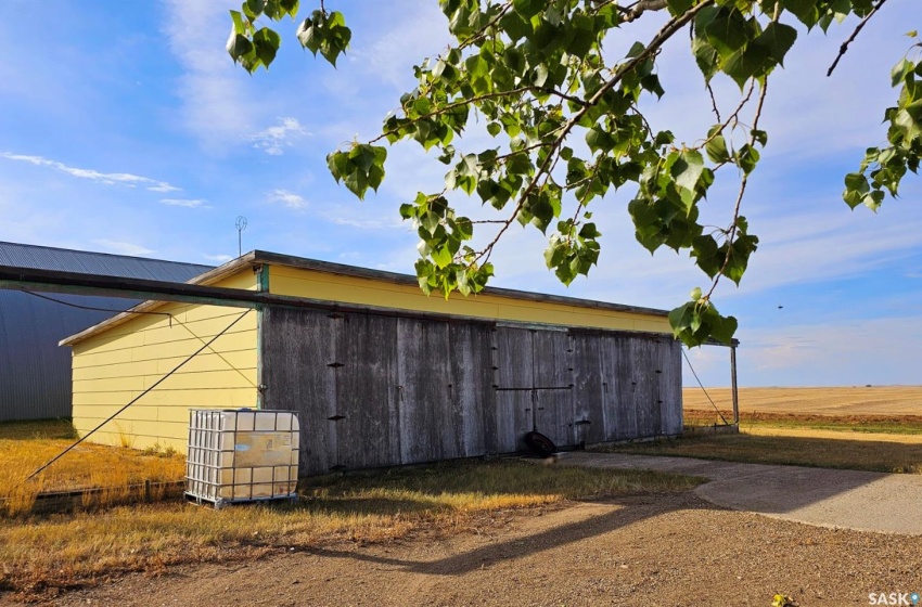 40'X28' Airplane Hanger