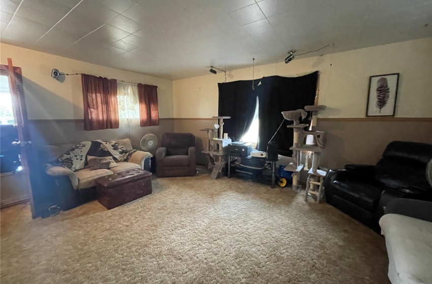 Rural Address, Kindersley Rm No. 290, Saskatchewan S0L 1S0, 4 Bedrooms Bedrooms, 7 Rooms Rooms,1 BathroomBathrooms,Acreage,For Sale,Beadle Acreage,Rural Address,SK945398