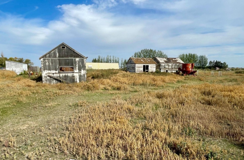 Rural Address, Grandview Rm No. 349, Saskatchewan S0K 1Y0, 3 Bedrooms Bedrooms, 16 Rooms Rooms,3 BathroomsBathrooms,Acreage,For Sale,Ochs Acreage 22.02 acres, Handel,Rural Address,SK945539