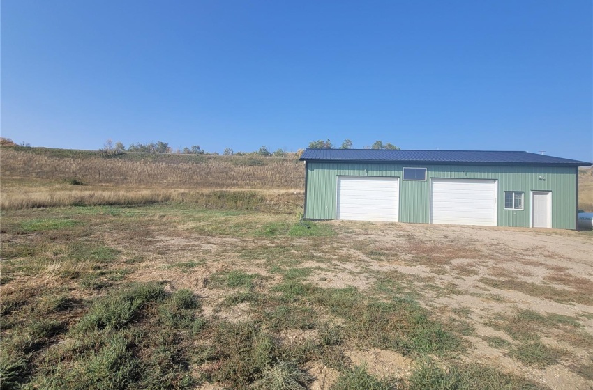 54 11 HIGHWAY, Lumsden, Saskatchewan S0G 3C0, 1 Room Rooms,Acreage,For Sale,2.52 ACRE LUMSDEN ACREAGE,11,SK945626