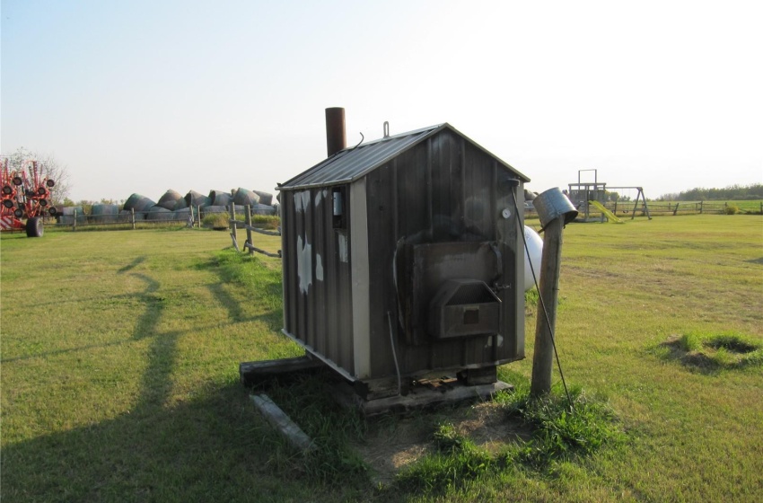 Rural Address, Parkdale Rm No. 498, Saskatchewan S0M 0C7, 3 Bedrooms Bedrooms, 10 Rooms Rooms,2 BathroomsBathrooms,Acreage,For Sale,Glaslyn NE Acreage,Rural Address,SK945703