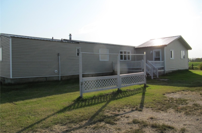 Rural Address, Parkdale Rm No. 498, Saskatchewan S0M 0C7, 3 Bedrooms Bedrooms, 10 Rooms Rooms,2 BathroomsBathrooms,Acreage,For Sale,Glaslyn NE Acreage,Rural Address,SK945703