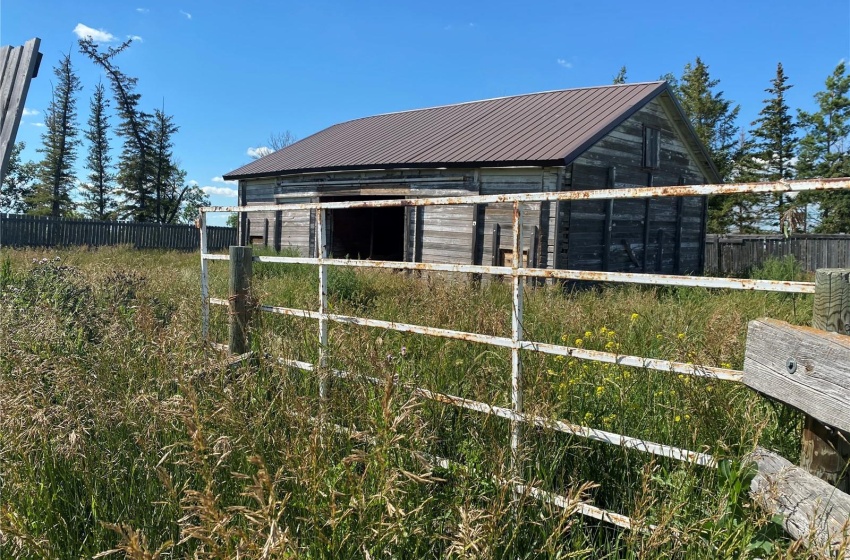 Rural Address, Kronau, Saskatchewan S0G 4E0, 5 Bedrooms Bedrooms, 14 Rooms Rooms,4 BathroomsBathrooms,Acreage,For Sale,Lajord RM No. 128 Ptn. of W 1/2 - 9-14-17-W2,Rural Address,SK945743