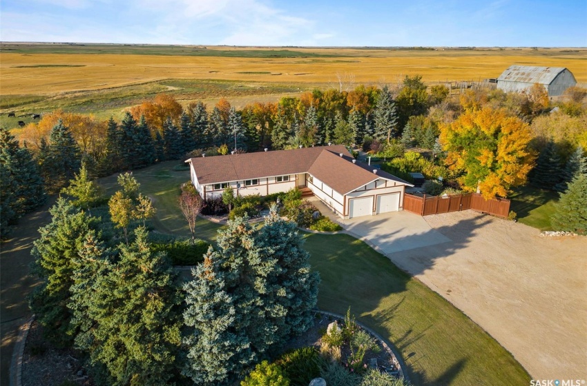 Rural Address, Dufferin Rm No. 190, Saskatchewan S0G 3C0, 3 Bedrooms Bedrooms, 16 Rooms Rooms,3 BathroomsBathrooms,Acreage,For Sale,Lumsden / Bethune Prairie Oasis Acreage,Rural Address,SK946048