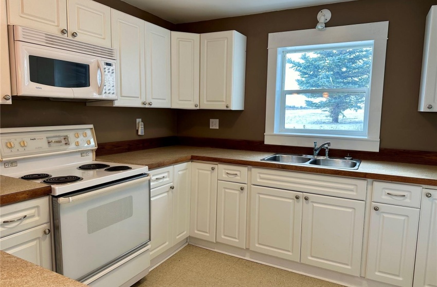 Basement suite - kitchen