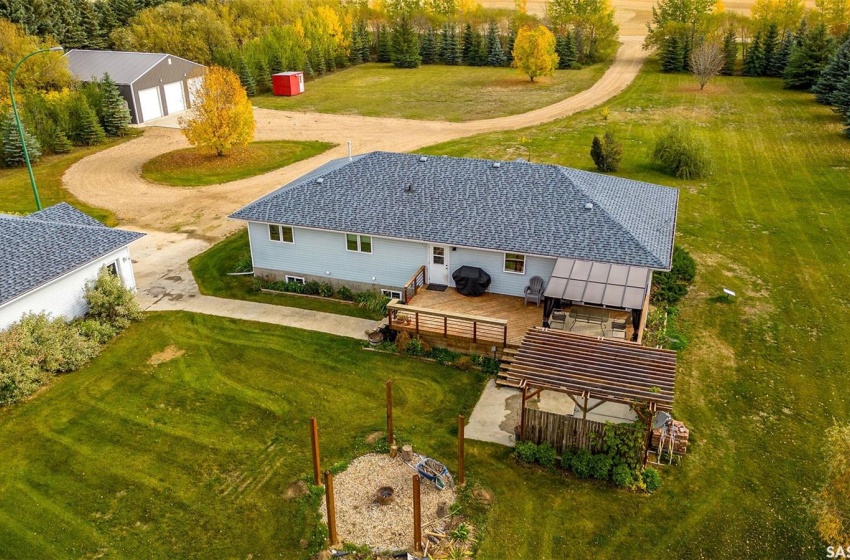 Rural Address, Star City Rm No. 428, Saskatchewan S0E 1A0, 5 Bedrooms Bedrooms, 17 Rooms Rooms,3 BathroomsBathrooms,Acreage,For Sale,Melfort Acreage,Rural Address,SK947031