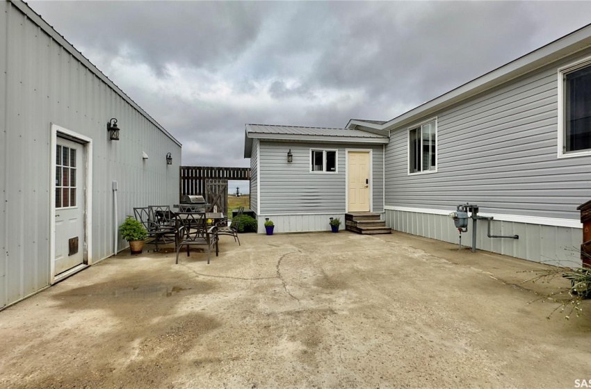 Rural Address, Goodwater, Saskatchewan S0C 1E0, 3 Bedrooms Bedrooms, 10 Rooms Rooms,2 BathroomsBathrooms,Acreage,For Sale,Goodwater Acreage,Rural Address,SK947058