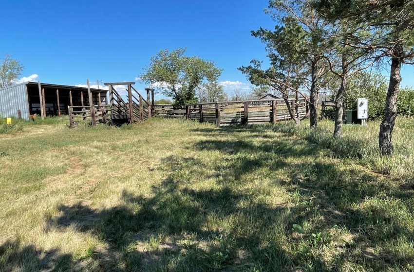 Rural Address, Perdue Rm No. 346, Saskatchewan S0K 2E0, 3 Bedrooms Bedrooms, 11 Rooms Rooms,2 BathroomsBathrooms,Acreage,For Sale,Koster Acreage 10 acres, Perdue,Rural Address,SK947173