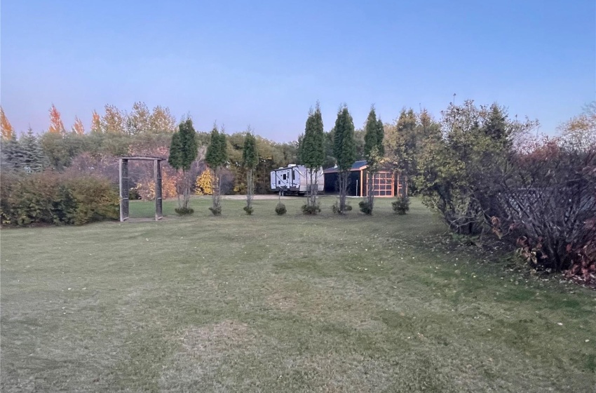 744 3rd AVENUE, Buckland Rm No. 491, Saskatchewan S6V 5R3, 3 Bedrooms Bedrooms, 17 Rooms Rooms,3 BathroomsBathrooms,Acreage,For Sale,3rd,SK948547