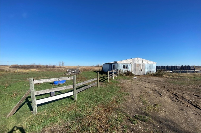 Rural Address, Wallace Rm No. 243, Saskatchewan S0A 3N0, 2 Bedrooms Bedrooms, 8 Rooms Rooms,1 BathroomBathrooms,Acreage,For Sale,KM Acreage,Rural Address,SK948555