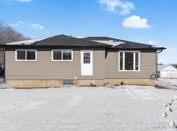 Rural Address, Viscount Rm No. 341, Saskatchewan S0K 4M0, 3 Bedrooms Bedrooms, 10 Rooms Rooms,2 BathroomsBathrooms,Acreage,For Sale,Marcoux acreage,Rural Address,SK948598