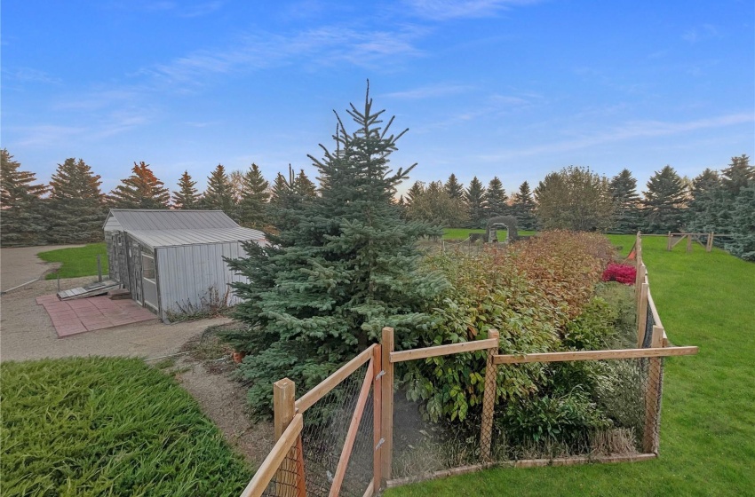 Rural Address, Swift Current Rm No. 137, Saskatchewan S0N 2Y0, 5 Bedrooms Bedrooms, 16 Rooms Rooms,2 BathroomsBathrooms,Acreage,For Sale,Kirkpatrick Acreage,Rural Address,SK948761