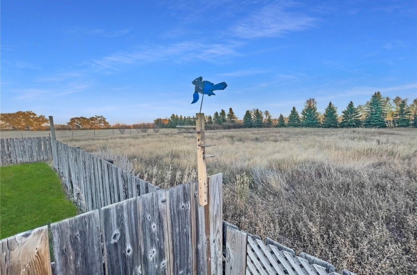 Rural Address, Swift Current Rm No. 137, Saskatchewan S0N 2Y0, 5 Bedrooms Bedrooms, 16 Rooms Rooms,2 BathroomsBathrooms,Acreage,For Sale,Kirkpatrick Acreage,Rural Address,SK948761