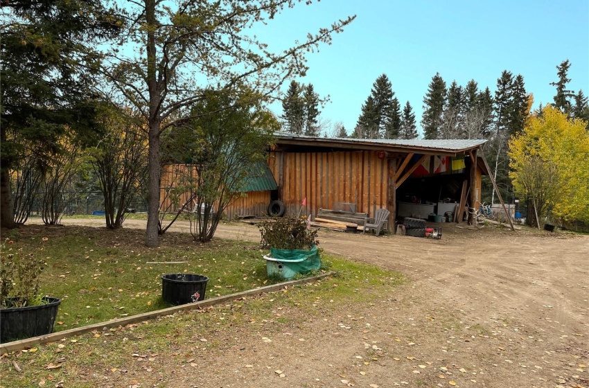 Rural Address, Big River Rm No. 555, Saskatchewan S0J 0E0, 2 Bedrooms Bedrooms, 15 Rooms Rooms,2 BathroomsBathrooms,Acreage,For Sale,Clearwater Acreage,Rural Address,SK948922