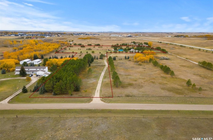 Rural Address, Edenwold Rm No. 158, Saskatchewan S0G 3Z0, 5 Bedrooms Bedrooms, 12 Rooms Rooms,2 BathroomsBathrooms,Acreage,For Sale,Old Crow Nest Acreage,Rural Address,SK948815