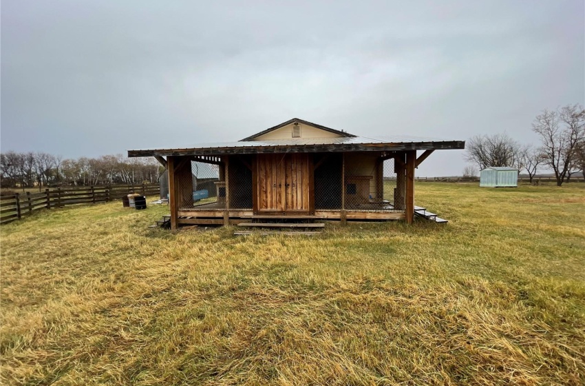 Rural Address, Meadow Lake, Saskatchewan S9X 1Y5, 6 Bedrooms Bedrooms, 12 Rooms Rooms,2 BathroomsBathrooms,Acreage,For Sale,13kms West of Meadow Lake,Rural Address,SK948982