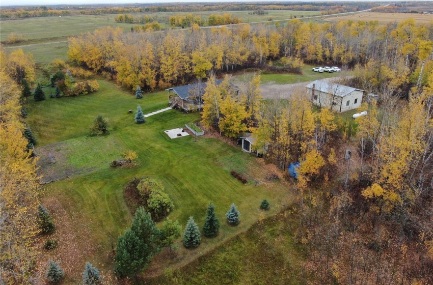 318077 Harriott AVENUE, Meadow Lake Rm No.588, Saskatchewan S0M 0T0, 3 Bedrooms Bedrooms, 8 Rooms Rooms,2 BathroomsBathrooms,Acreage,For Sale,Harriott,SK949108