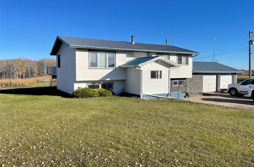 SW 05 Rural Address, Insinger Rm No. 275, Saskatchewan S0A 1L0, 3 Bedrooms Bedrooms, 12 Rooms Rooms,2 BathroomsBathrooms,Acreage,For Sale,RM of Insinger acreage,Rural Address,SK949271