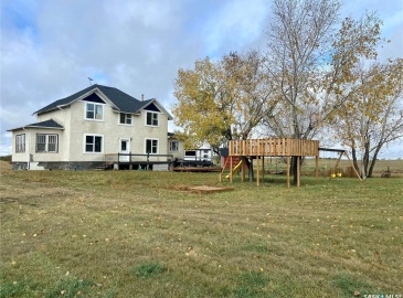 Rural Address, Saskatchewan Landing Rm No.167, Saskatchewan S9H 3X4, 3 Bedrooms Bedrooms, 17 Rooms Rooms,2 BathroomsBathrooms,Acreage,For Sale,Letwiniuk Acreage,Rural Address,SK948748