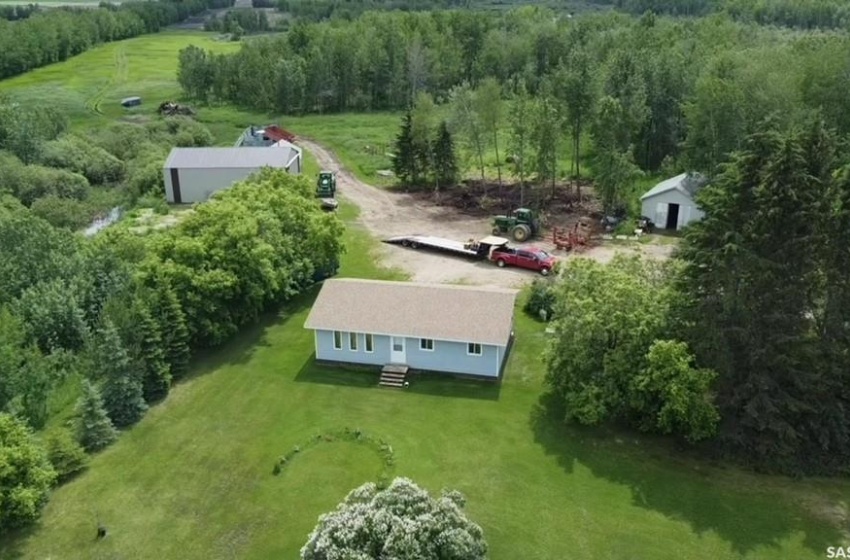 Aerial view featuring a rural view