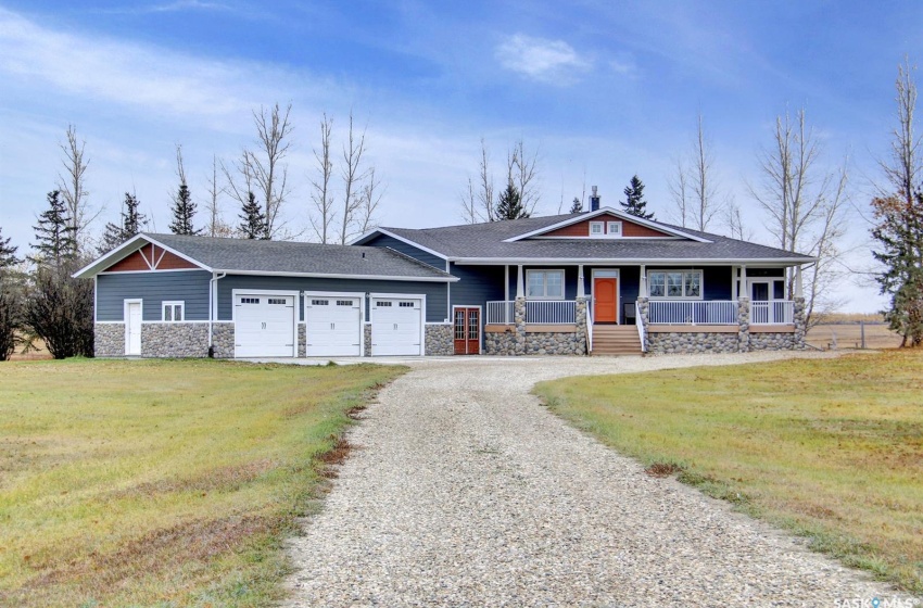 Rural Address, Edenwold Rm No. 158, Saskatchewan S0G 0E0, 3 Bedrooms Bedrooms, 11 Rooms Rooms,3 BathroomsBathrooms,Acreage,For Sale,Rediger Acreage,Rural Address,SK949550