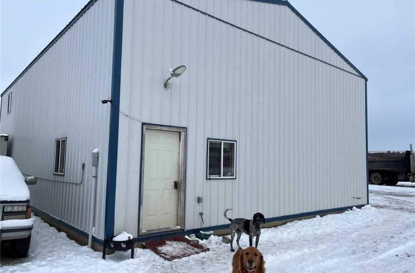 38 x 42 Insulated, Heated Shop with its own well