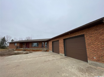 Rural Address, Snipe Lake Rm No. 259, Saskatchewan S0L 1A0, 5 Bedrooms Bedrooms, 18 Rooms Rooms,4 BathroomsBathrooms,Acreage,For Sale,Snipe Lake Acreage,Rural Address,SK949559