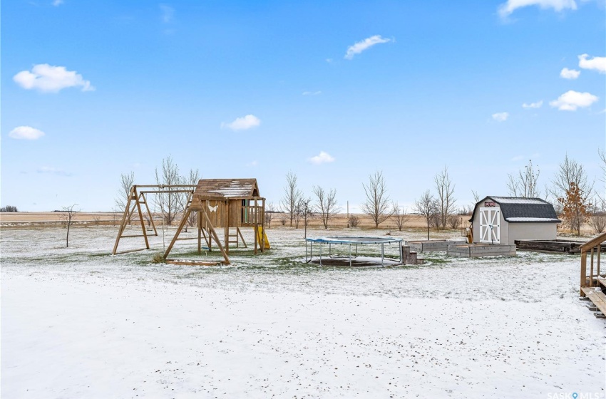 Rural Address, Laird Rm No. 404, Saskatchewan S0K 1Z0, 5 Bedrooms Bedrooms, 13 Rooms Rooms,2 BathroomsBathrooms,Acreage,For Sale,Williams Acreage,Rural Address,SK949886