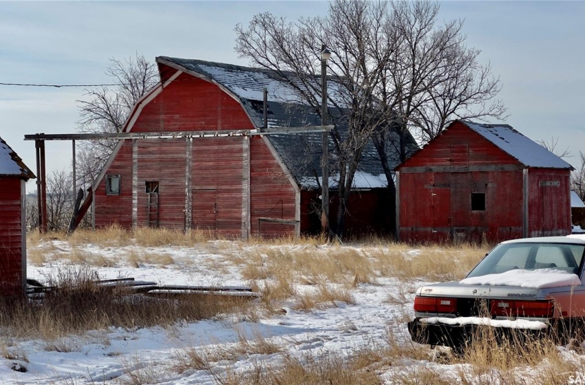 Rural Address, Lake Of The Rivers Rm No. 72, Saskatchewan S0H 4K0, 4 Bedrooms Bedrooms, 14 Rooms Rooms,3 BathroomsBathrooms,Acreage,For Sale,RM of Lake of the Rivers Acreage,Rural Address,SK951242