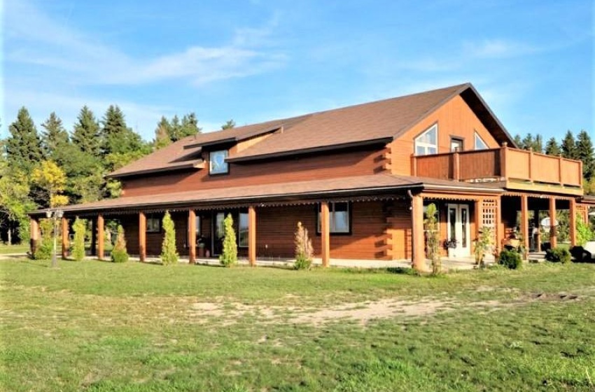 Rural Address, Humboldt Rm No. 370, Saskatchewan S0K 2A0, 5 Bedrooms Bedrooms, 16 Rooms Rooms,5 BathroomsBathrooms,Acreage,For Sale,Prairie Lilly Lodge Acreage,Rural Address,SK951489