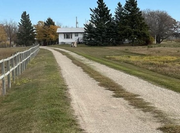 NW 12-27-18 W2 Rural Address, Raymore, Saskatchewan S0A 3J0, 4 Bedrooms Bedrooms, ,2 BathroomsBathrooms,Farm,For Sale,NW 12-27-18 W2 Lloyd Farm,Rural Address,SK951498