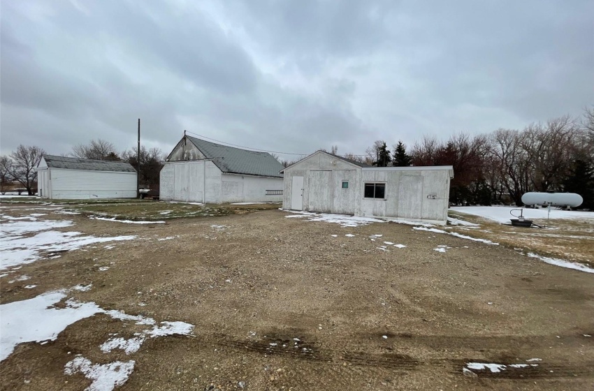 View of yard with a garage