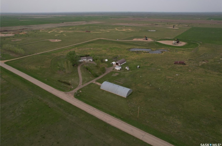 Rural Address, Lomond Rm No. 37, Saskatchewan S4H 3J9, 4 Bedrooms Bedrooms, 16 Rooms Rooms,3 BathroomsBathrooms,Acreage,For Sale,Ernst Acreage,Rural Address,SK951871