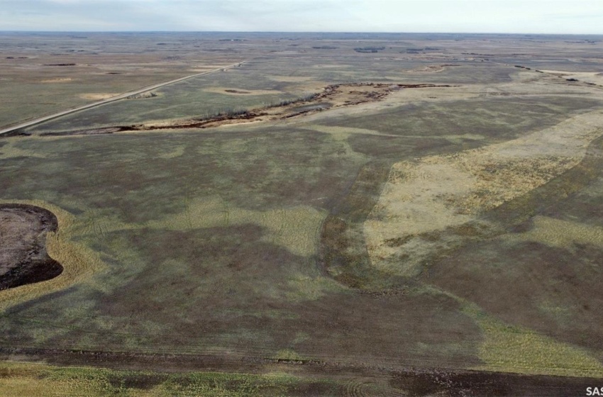 Birds eye view of property featuring a grain land