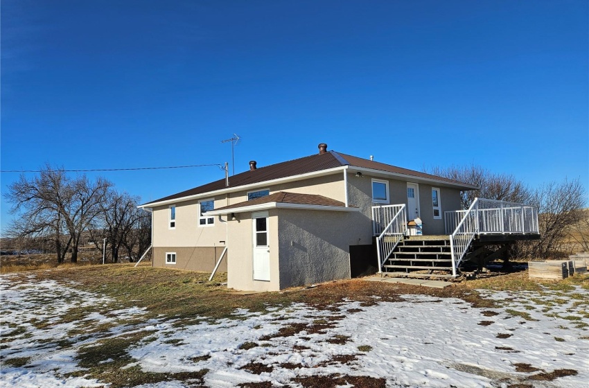 Rural Address, White Valley Rm No. 49, Saskatchewan S0N 0T0, 5 Bedrooms Bedrooms, 14 Rooms Rooms,2 BathroomsBathrooms,Acreage,For Sale,Wills Acreage,Rural Address,SK952535