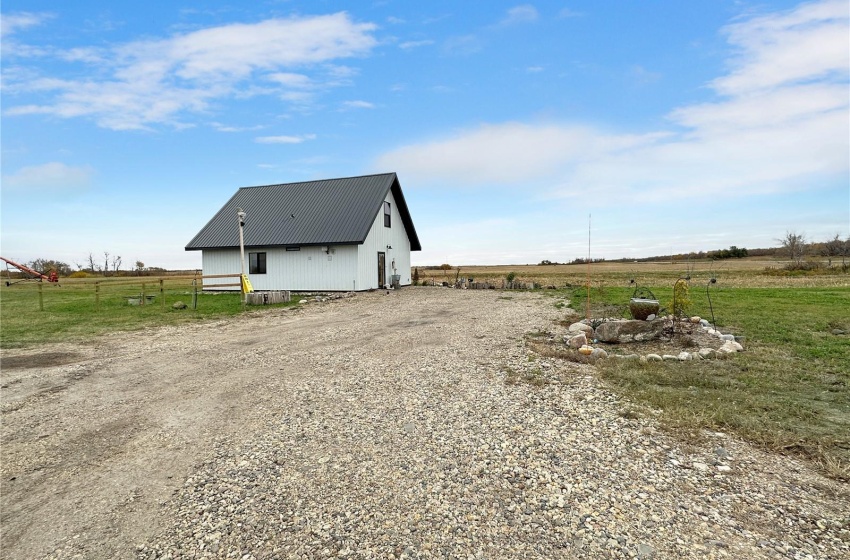 Rural Address, South Qu'Appelle Rm No. 157, Saskatchewan S0G 4A0, 2 Bedrooms Bedrooms, 7 Rooms Rooms,1 BathroomBathrooms,Acreage,For Sale,Dean Acreage,Rural Address,SK952585