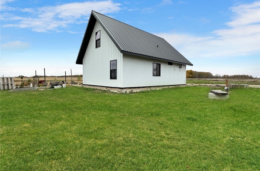 Rural Address, South Qu'Appelle Rm No. 157, Saskatchewan S0G 4A0, 2 Bedrooms Bedrooms, 7 Rooms Rooms,1 BathroomBathrooms,Acreage,For Sale,Dean Acreage,Rural Address,SK952585