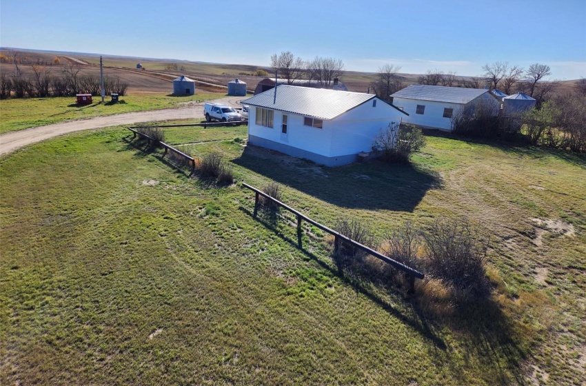 aerial view featuring a rural view