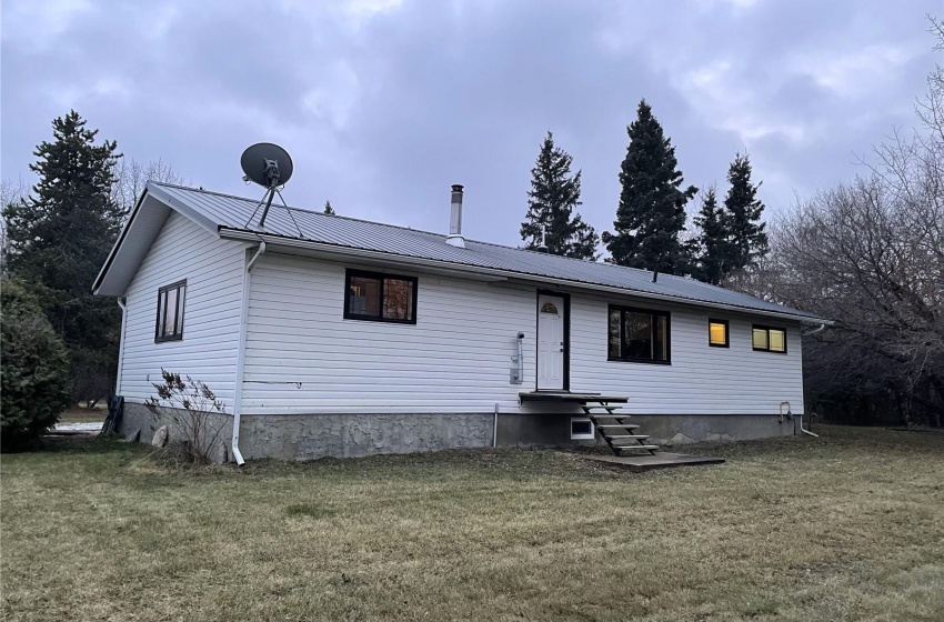 Rural Address, Meadow Lake Rm No.588, Saskatchewan S9X 1Y5, 4 Bedrooms Bedrooms, 13 Rooms Rooms,2 BathroomsBathrooms,Acreage,For Sale,10 acres South of Meadow Lake,Rural Address,SK952637