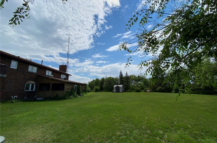 Rural Address, Kindersley Rm No. 290, Saskatchewan S0L 1S0, 4 Bedrooms Bedrooms, 16 Rooms Rooms,3 BathroomsBathrooms,Acreage,For Sale,NE-33-29-23W3,Rural Address,SK952728