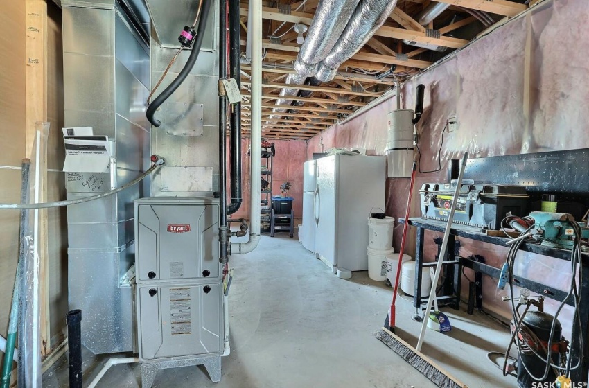 Utility room featuring heating utilities