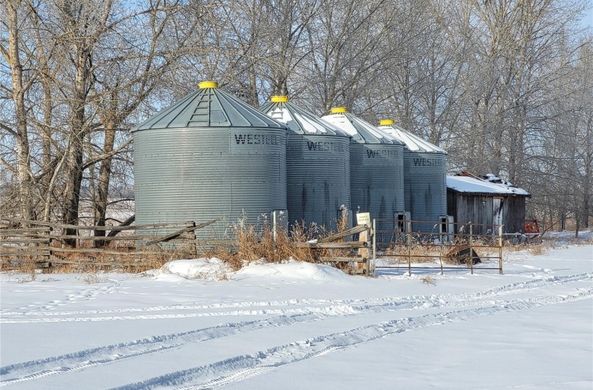 Rural Address, Buckland Rm No. 491, Saskatchewan S0J 1C0, 3 Bedrooms Bedrooms, ,3 BathroomsBathrooms,Farm,For Sale,RM 491 Buckland 160 ac House & Yard,Rural Address,SK954530